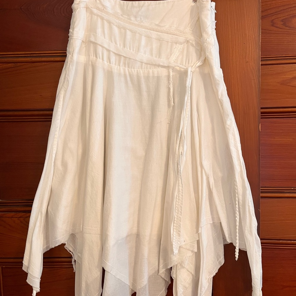 Elegant White Women's Skirt